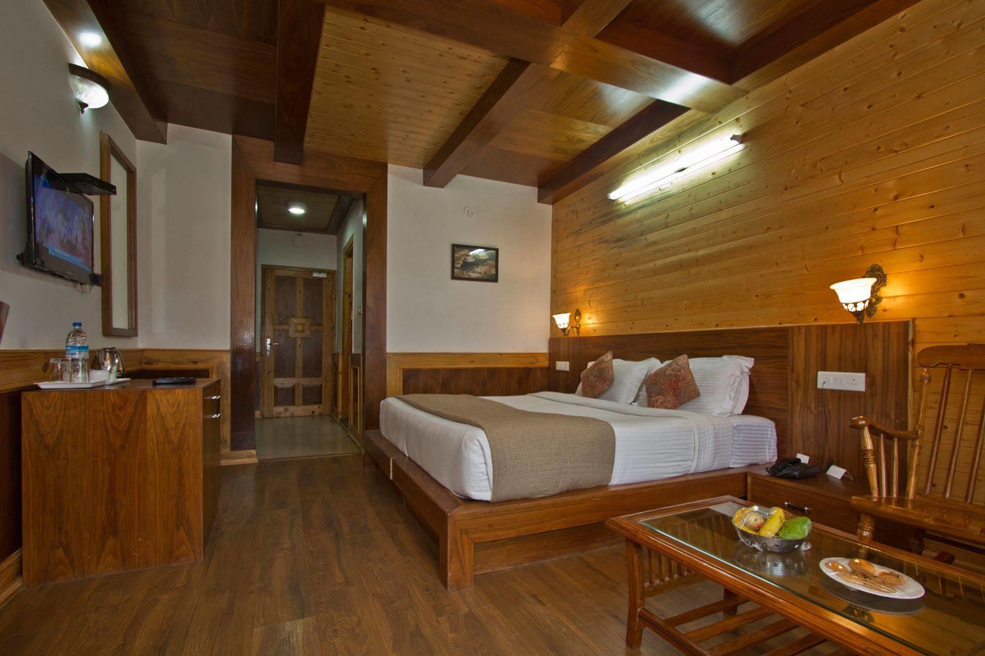 Vivaan The Sunrise Resort Manali (Himachal Pradesh)
